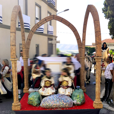Altar Carros de Madera (1)_edited